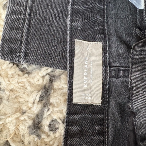 EUC Everlane Barrel Jeans 26R washed black - Picture 4 of 8